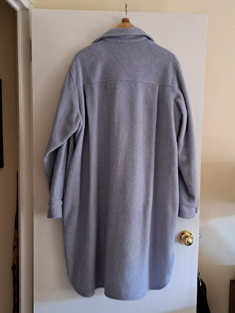 TUCK SHOP TRADING CO. Oversized Cottage Coat, wool blend, pale blue, sz M - Picture 4 of 8